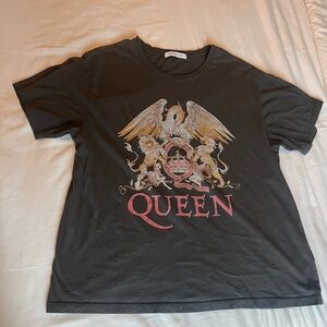 Daydreamer Queen Tee